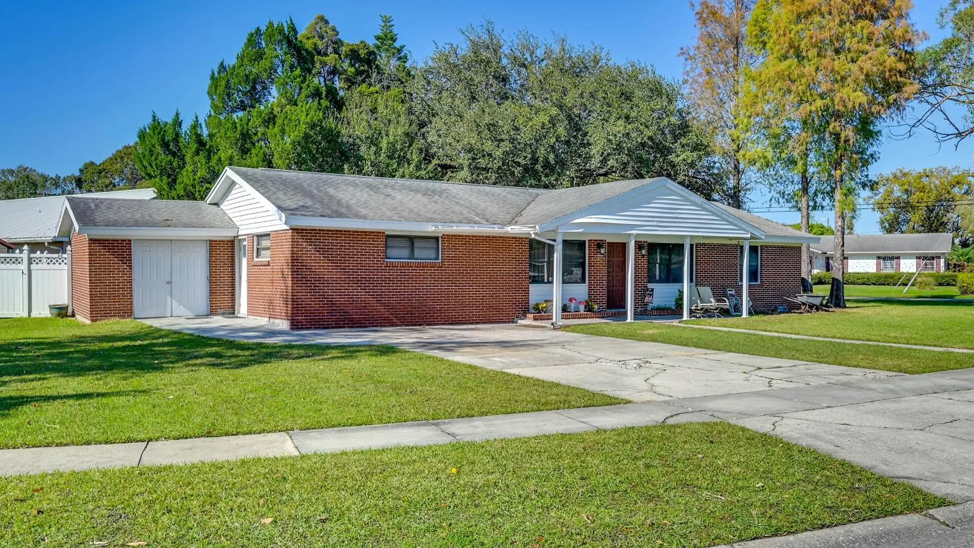 Cozy Tampa Studio, 8 Mi To Downtown!